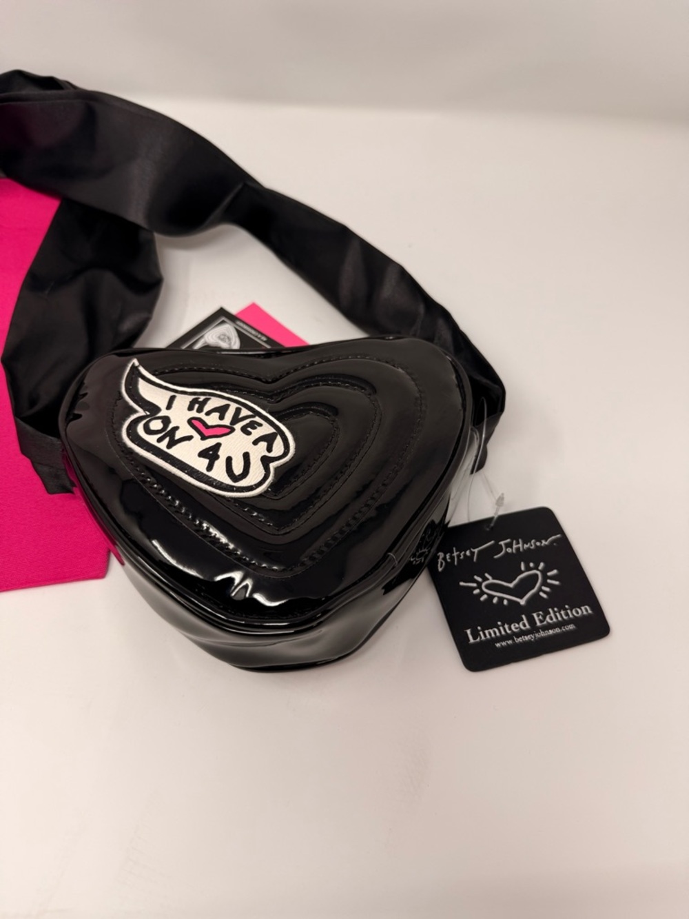BETSEY JOHNSON LIMITED EDITION HEART ON YOU BLACK CROSSBODY
🥰#185 of 250